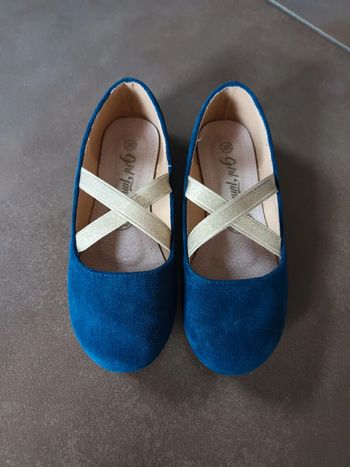 Chaussures type ballerines T30