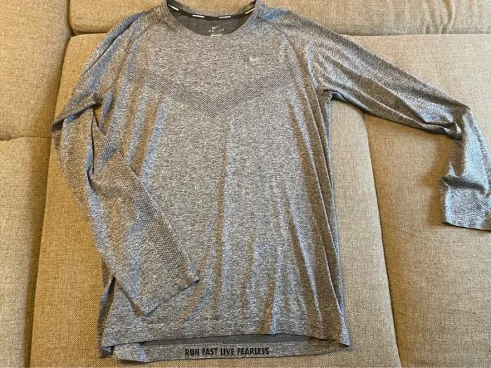 T-shirt running