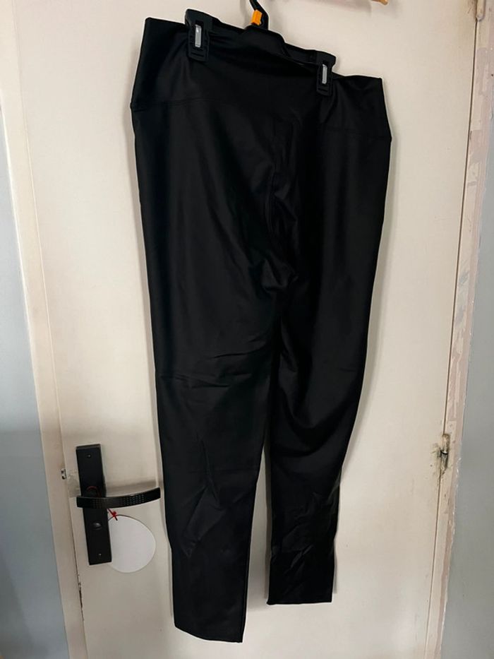 Legging noir effet cuir t44 - photo numéro 2