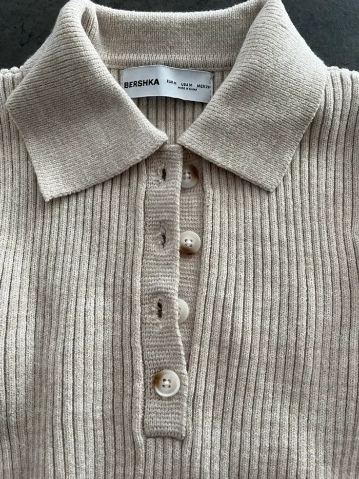Pull beige Bershka - photo numéro 2