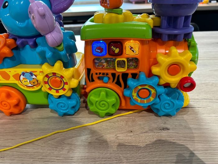 Petit train des animaux interactif à engrenages - Vtech - photo numéro 7