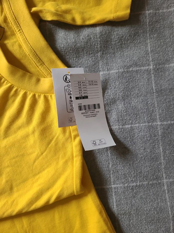 Tee shirt neuf 9/10 ans - photo numéro 5