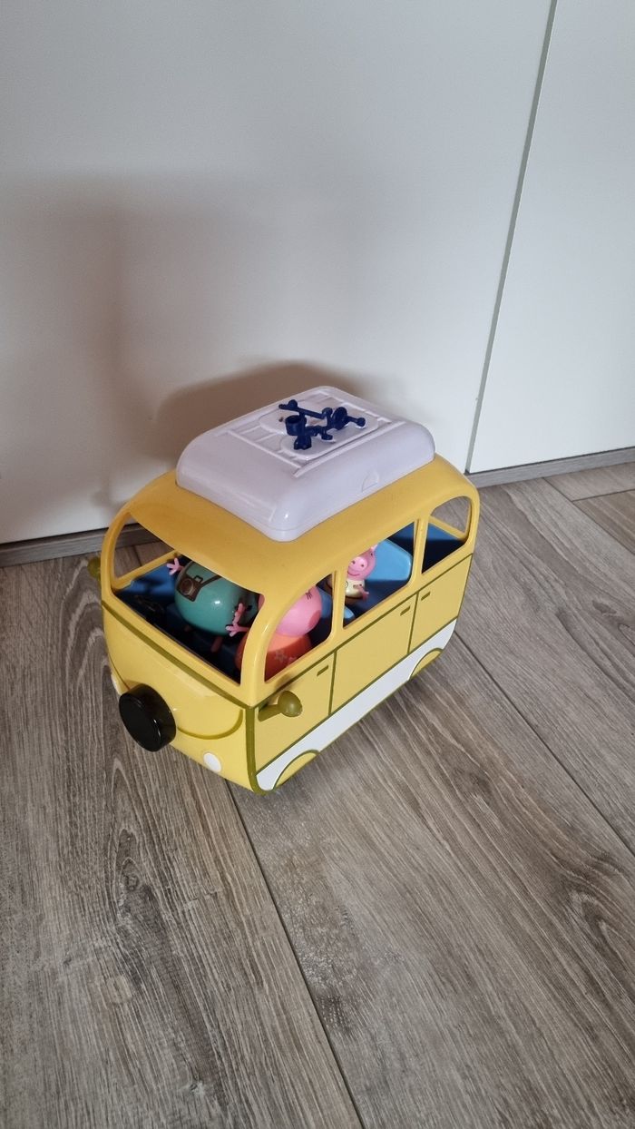 Camping-Car Peppa Pig