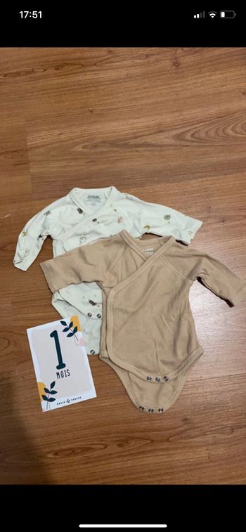 Lot de bodies en 1 mois - Kiabi