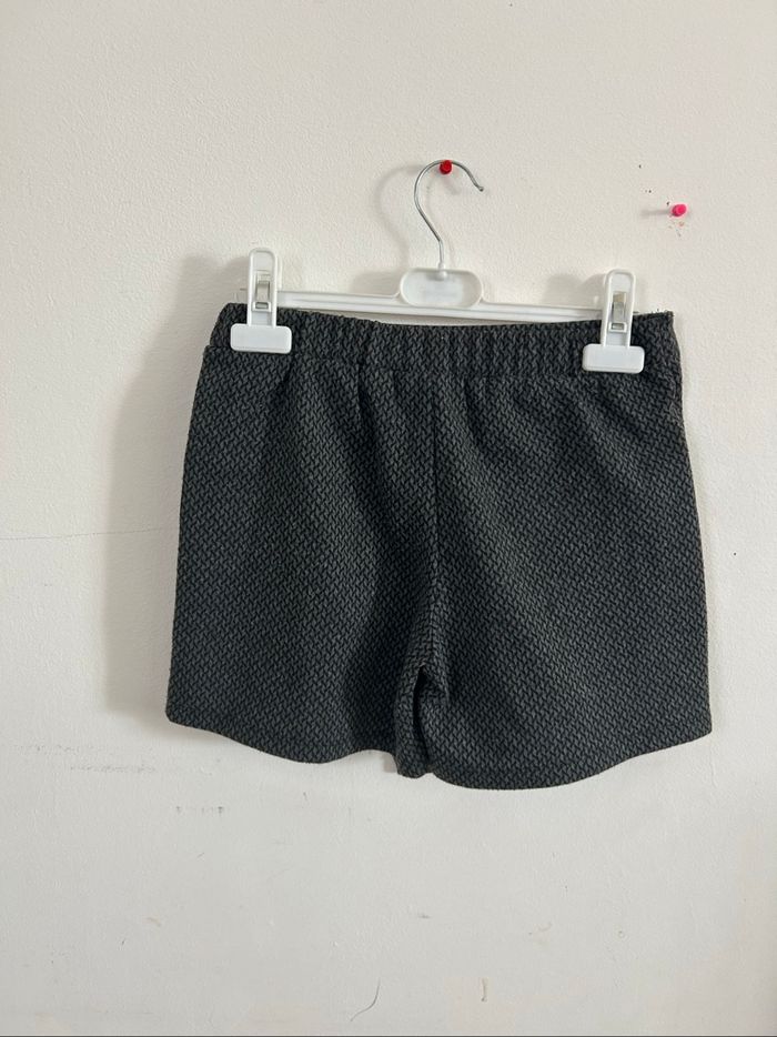 Jupe short - photo numéro 3