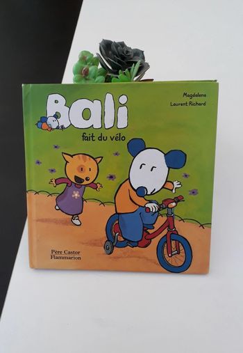 Livre Bali fait du vélo💞🌿