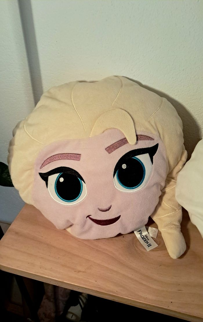 Lot 3 coussins La Reine des Neiges – Elsa, Anna & Olaf – Officiels Disney Frozen - photo numéro 2