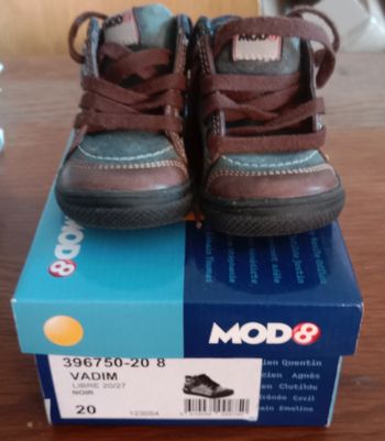 Chaussures garçon pointure 20 