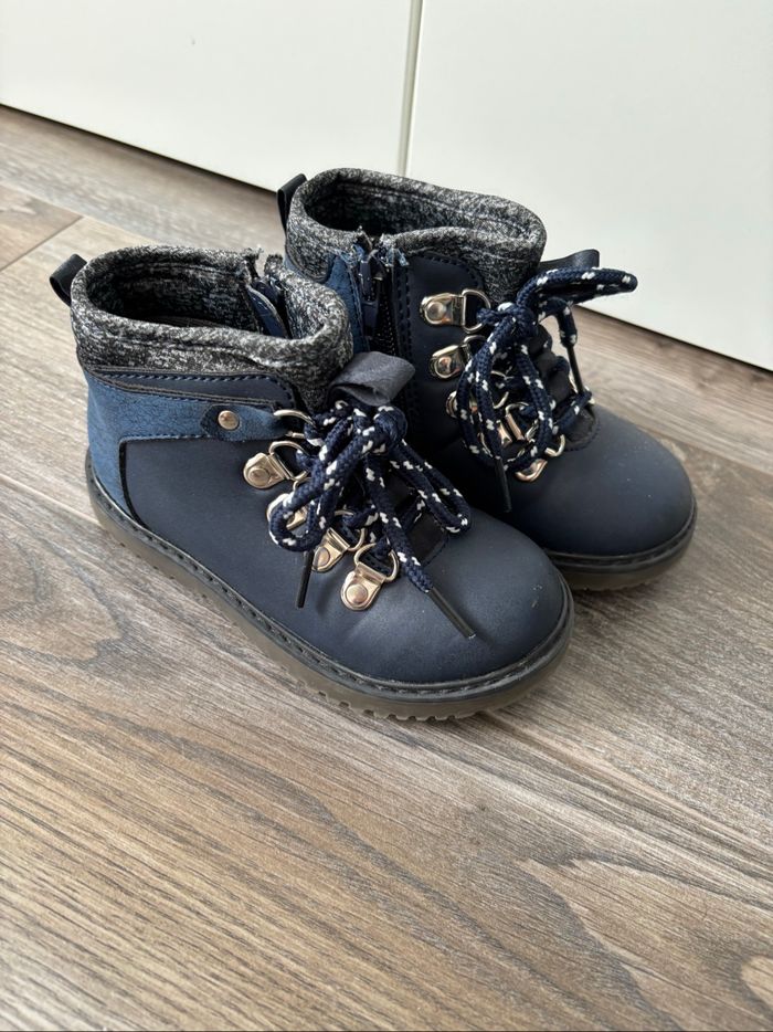 Bottines taille 25