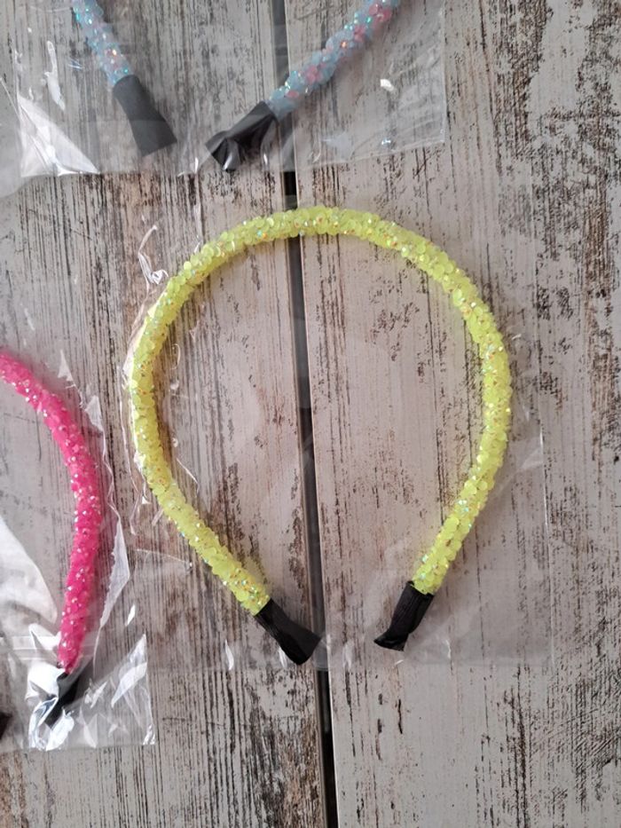 Lot de 6 serre-tête différents à strass et paillettes - photo numéro 7