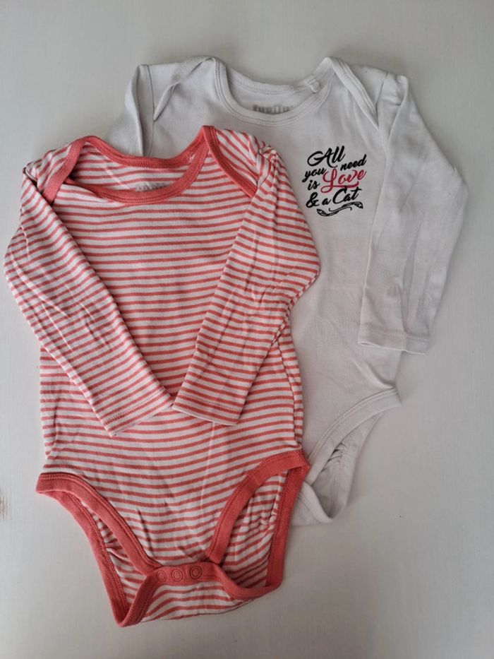 Lot de 2 body 9-12 mois