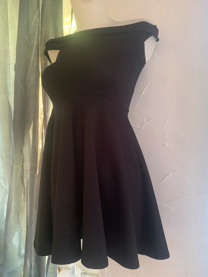 Robe noire été Boohoo taille 36 - photo numéro 2