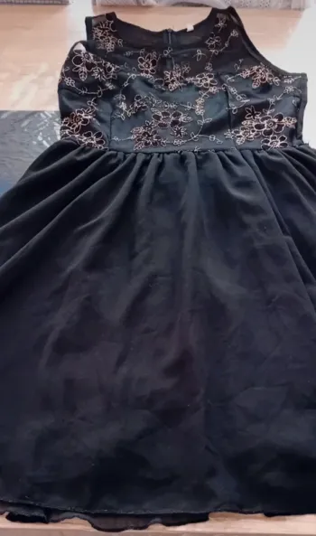 Superbe petite robe noire shein taille 36