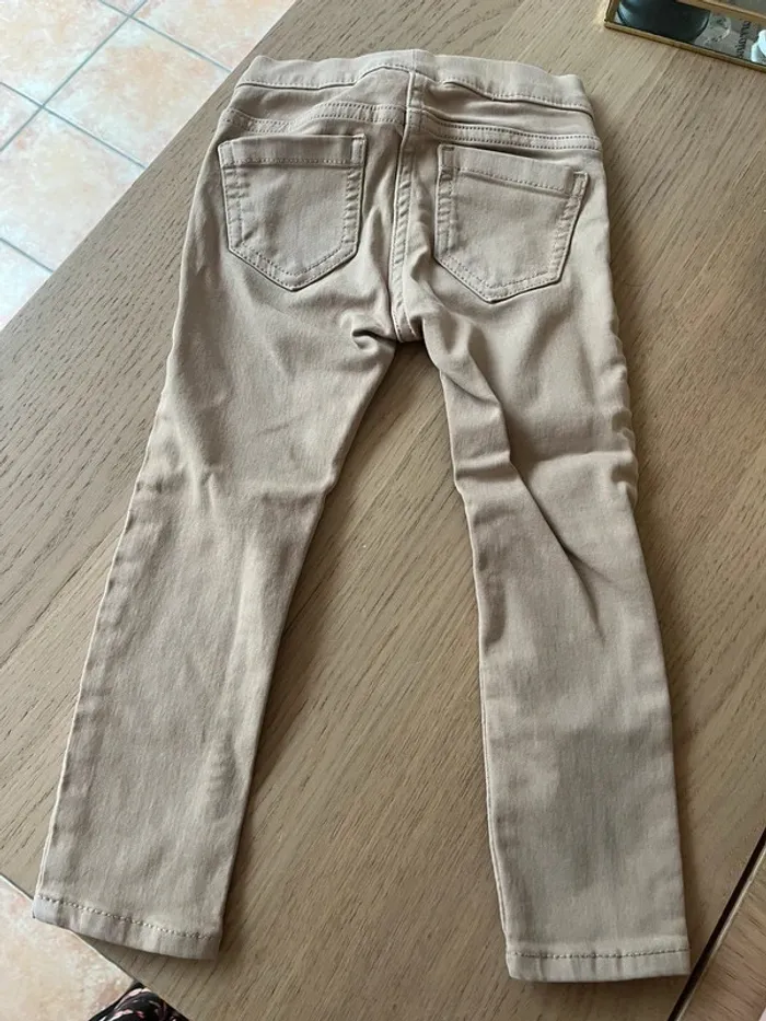 Pantalon beige 98