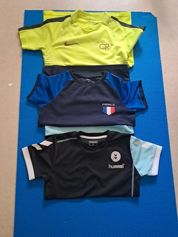 Lot maillot 8ans