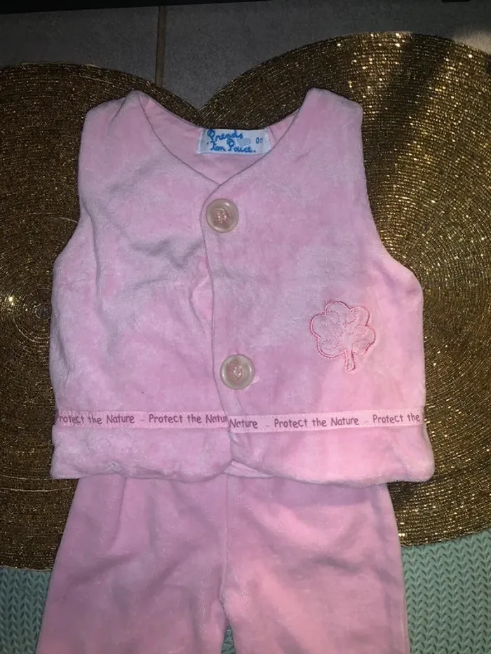 Ensemble naissance 0m rose excellent état - photo numéro 2