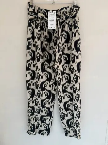 Pantalon imprimé Zara