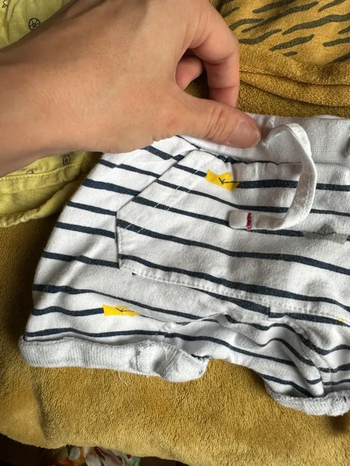 Lot de 5 shorts taille 6 mois - photo numéro 3