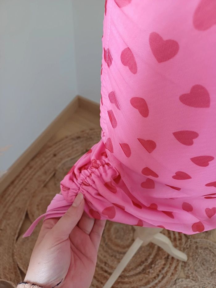 Robe courte rose avec cœurs SBetro taille XS 34 - photo numéro 5