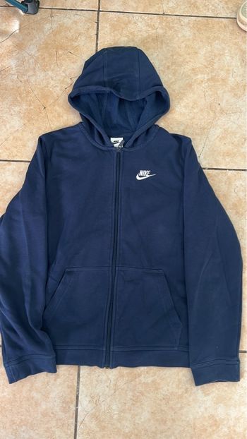 Veste Nike bleu marine en très bon état taille S 