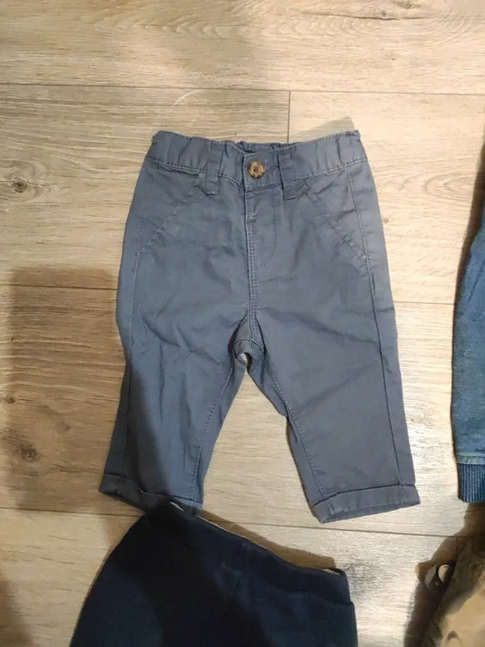 Lot pantalon 3 mois - photo numéro 5