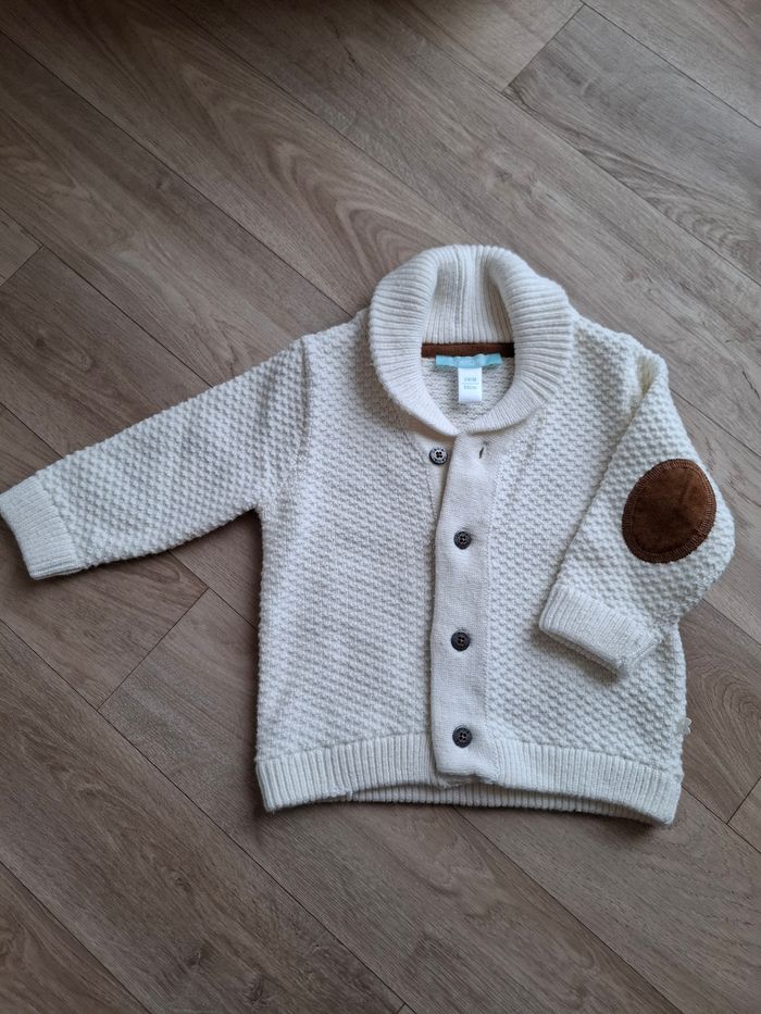 Gilet blanc bébé 6 mois