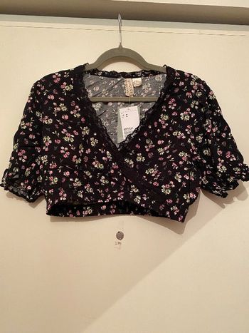 Top croisé à fleurs taille 40 H&M neuf