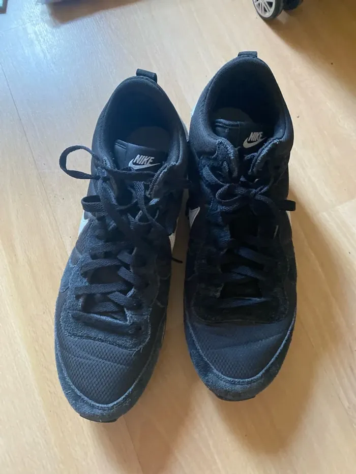 Chaussures Baskets Nike pointure 46 - photo numéro 4