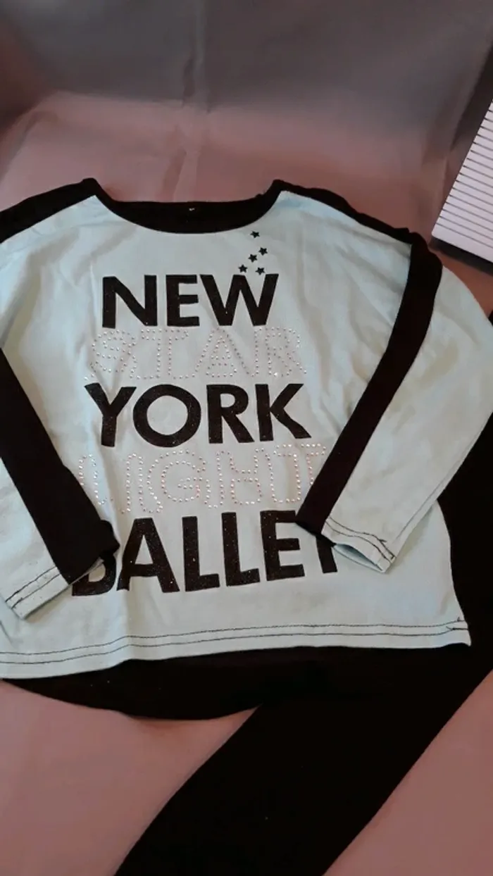 T shirt manche longue + leggings 6 ans - photo numéro 2
