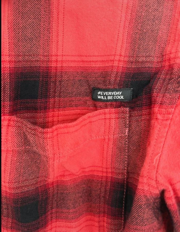• Chemise ~ Zara ~ Taille 9 ans • - photo numéro 3