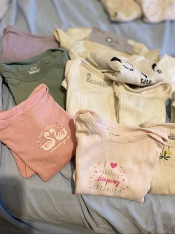 Lot de vêtements bébé 1-3mois (body)