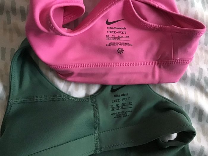 Lot de brassières Nike - photo numéro 3
