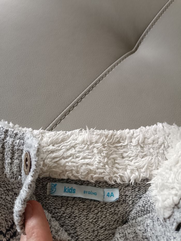 Pull gris - photo numéro 2