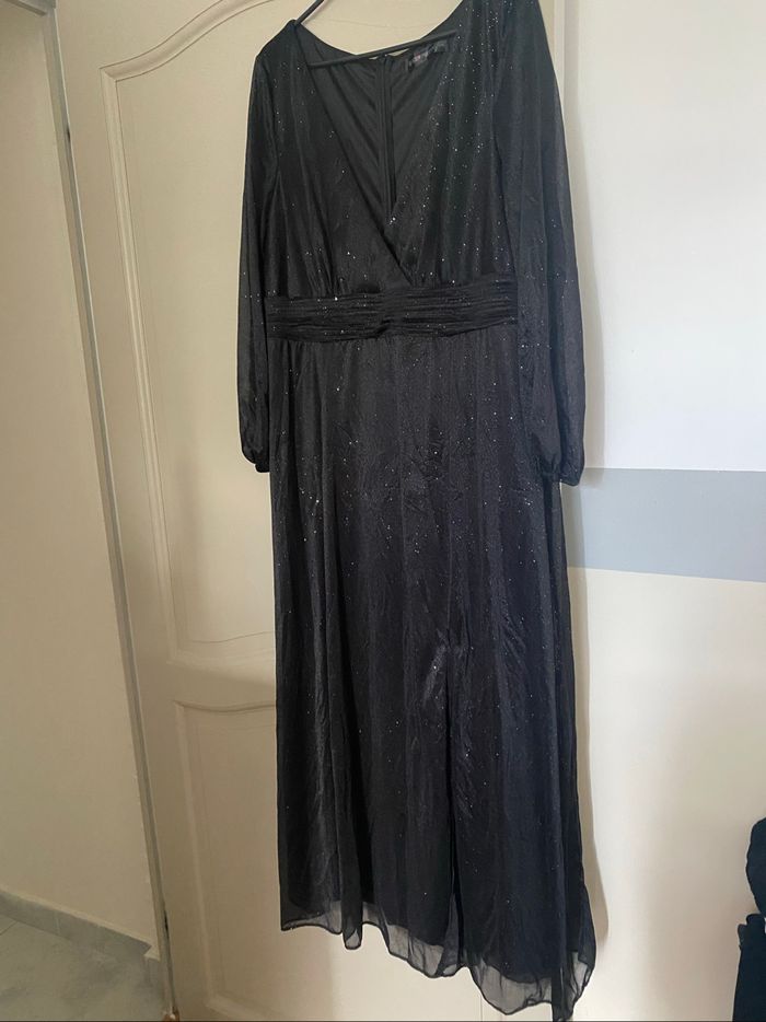 Robe soirée noir - photo numéro 4