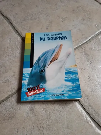 Livre les larmes du dauphin