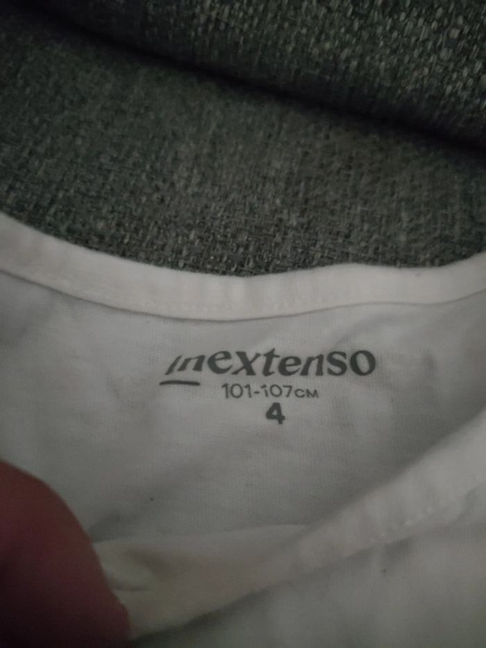 2 tee-shirts manches longues taille 4 ans - photo numéro 4