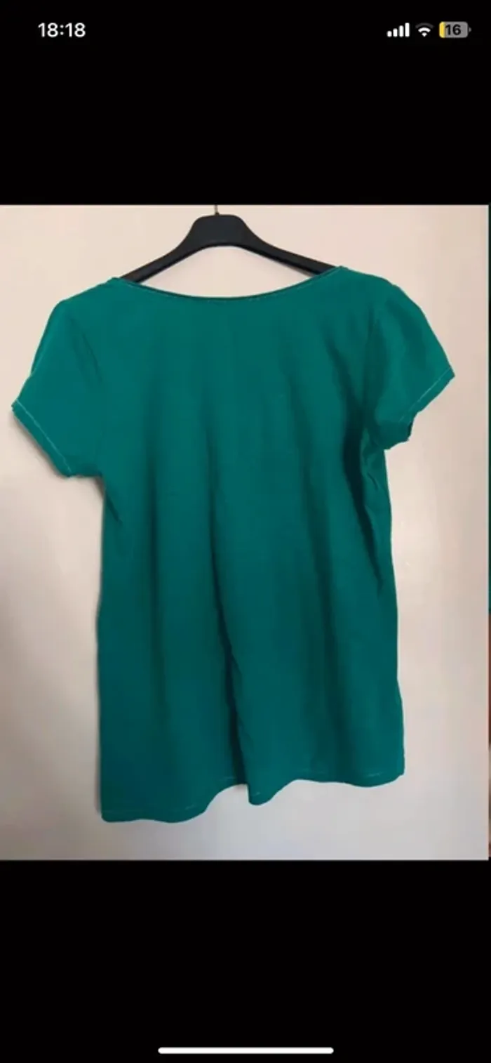 T-shirt femme . - photo numéro 3