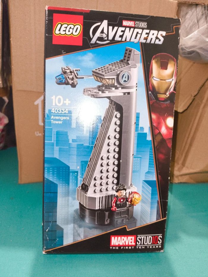 Lego 40334 avengers tower