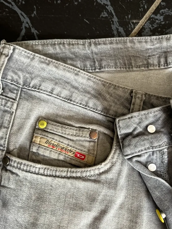 Jean diesel gris 48 - photo numéro 2