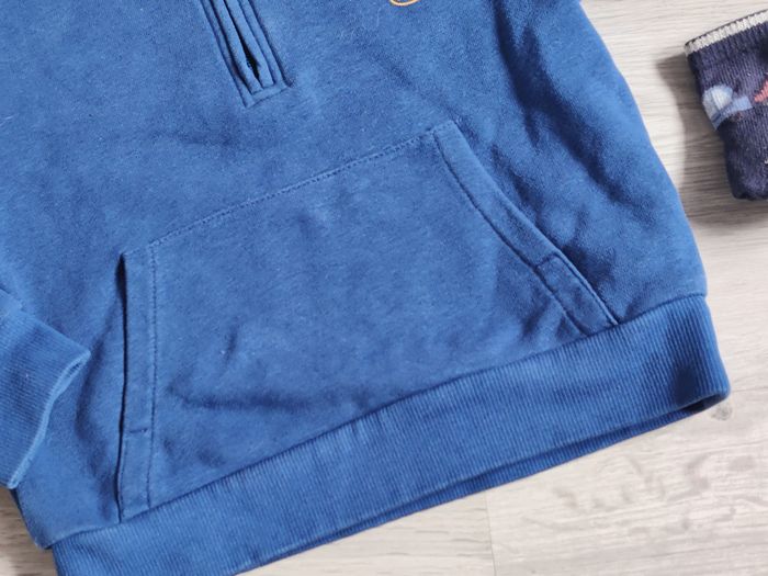 Sweat à capuche bleu Okaidi + chaussettes Taille 3 ans - photo numéro 2