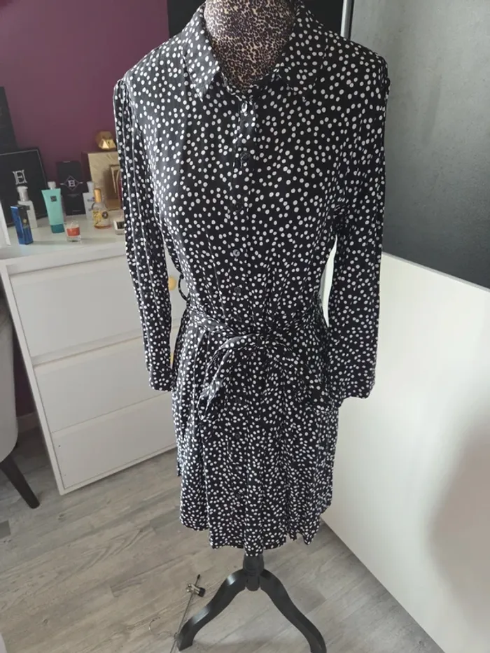 Robe Chemise de chez Goa en 36/38 Taille 1