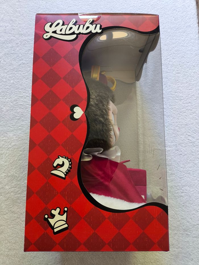 Pop Mart Labubu The Monsters Let's Checkmate KING Series Vinyl - photo numéro 4