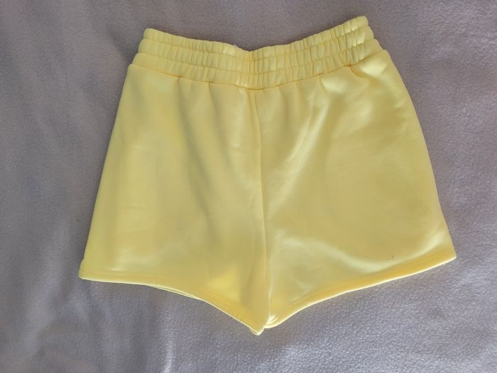 Short missguided L - photo numéro 3