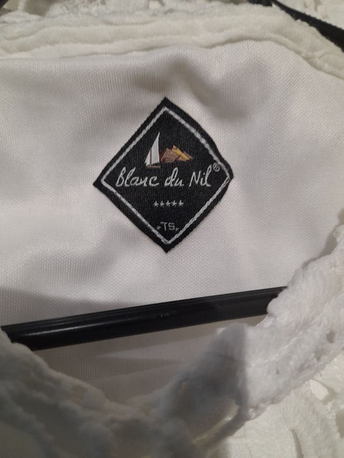 Robe à dentelle Blanc du Nil taille 5 (42/44)état neuve - photo numéro 3