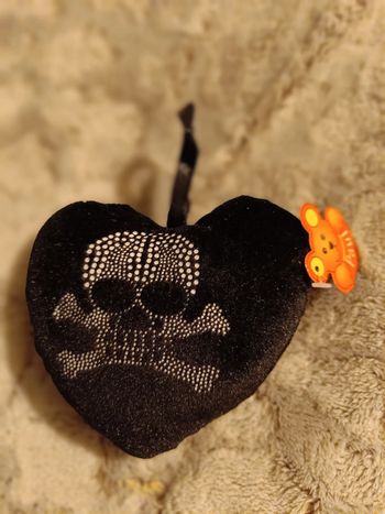 Coeur tête de mort à accrocher neuf idée cadeau