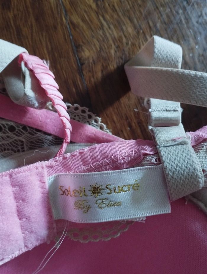 Soutien gorge - photo numéro 3
