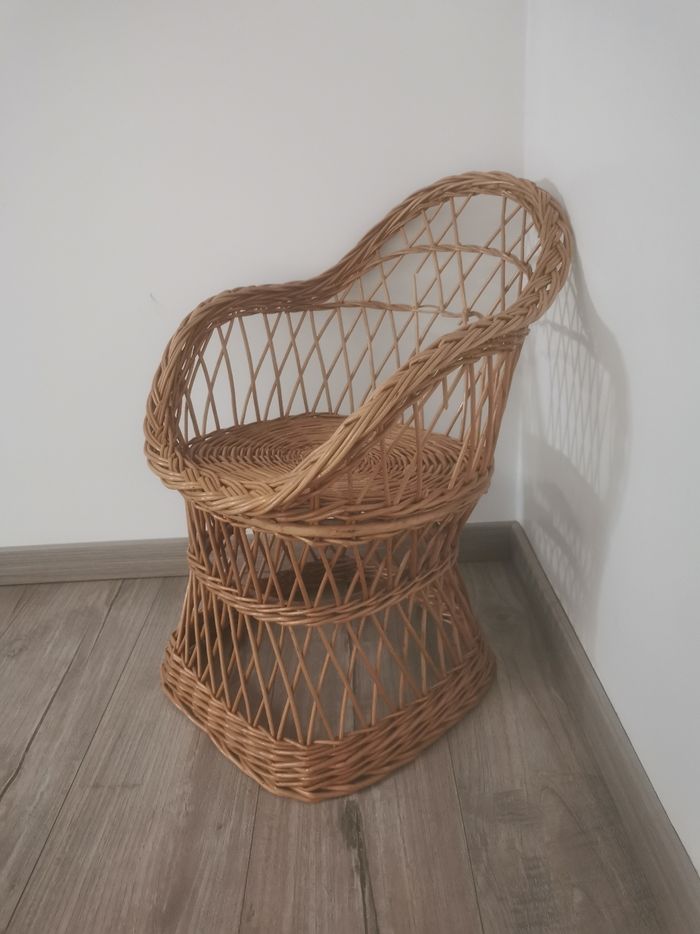 Fauteuil rotin enfant