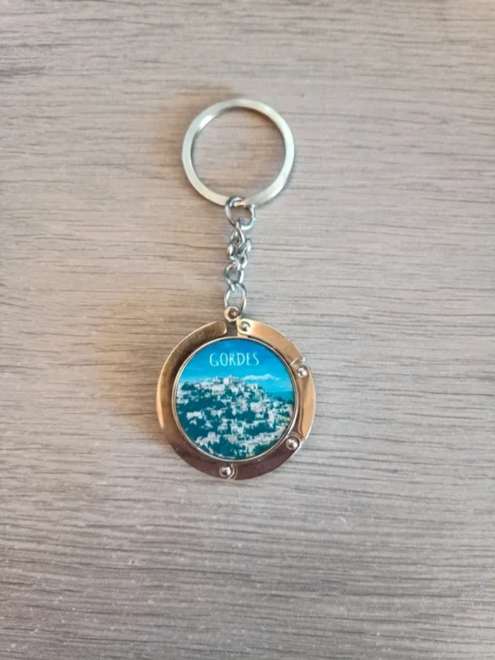 Accroche sac idée cadeau pas chère