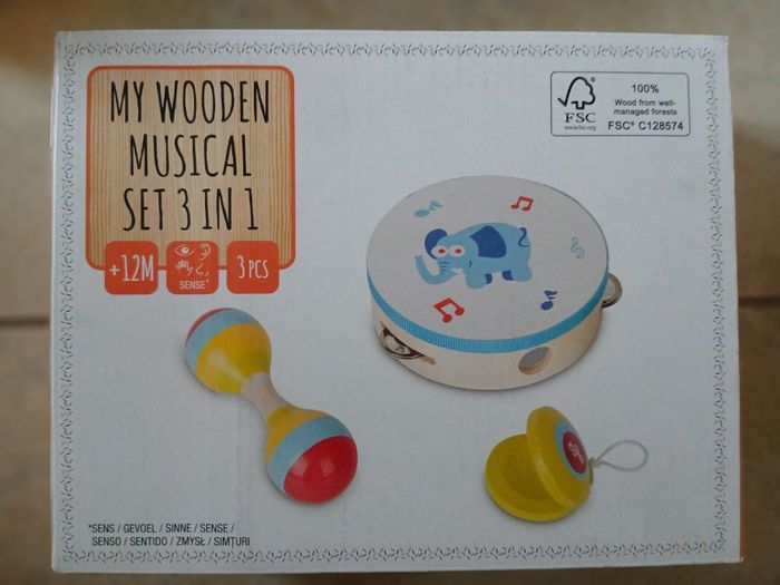 Jouets musicaux en bois