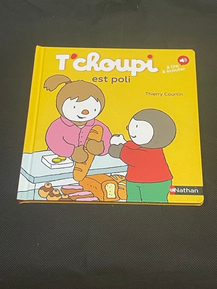 Livre Tchoupi est poli